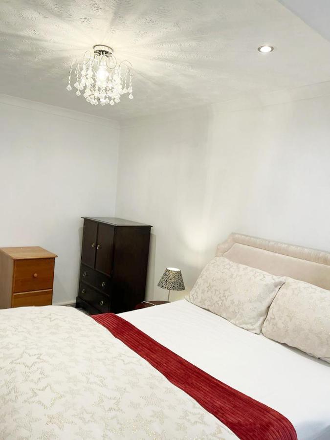 Blessings Of Peace Home Away From Home Кардифф Экстерьер фото