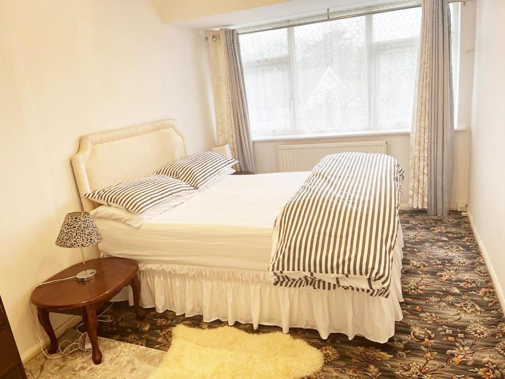 Blessings Of Peace Home Away From Home Кардифф Экстерьер фото